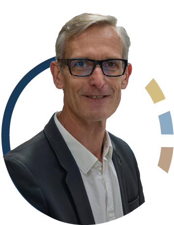 Avec un parcours de directeur industriel et directeur des opérations en PME et ETI, Ludovic intervient en management de transition, pilote de projets industriels, accompagne la cession-acquisition et conduit le changement stratégique.